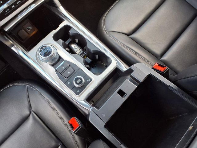 Certified 2024 Ford Explorer XLT w/ Equipment Group 202A AWD/4WD image 15