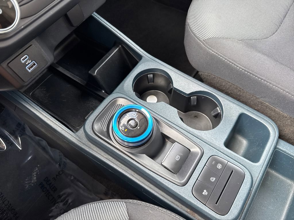 Certified 2022 Ford Maverick XL image 21