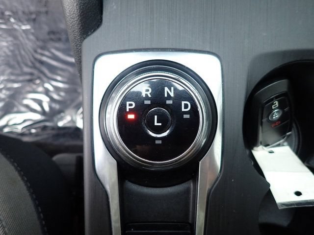 Certified 2020 Ford Escape SE AWD/4WD image 25