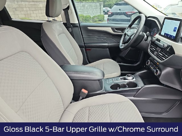 Certified 2022 Ford Escape SE w/ SE Sport Appearance Package FWD image 12