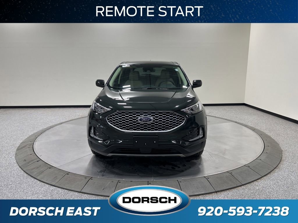 Certified 2024 Ford Edge SEL w/ Convenience Package AWD/4WD image 3