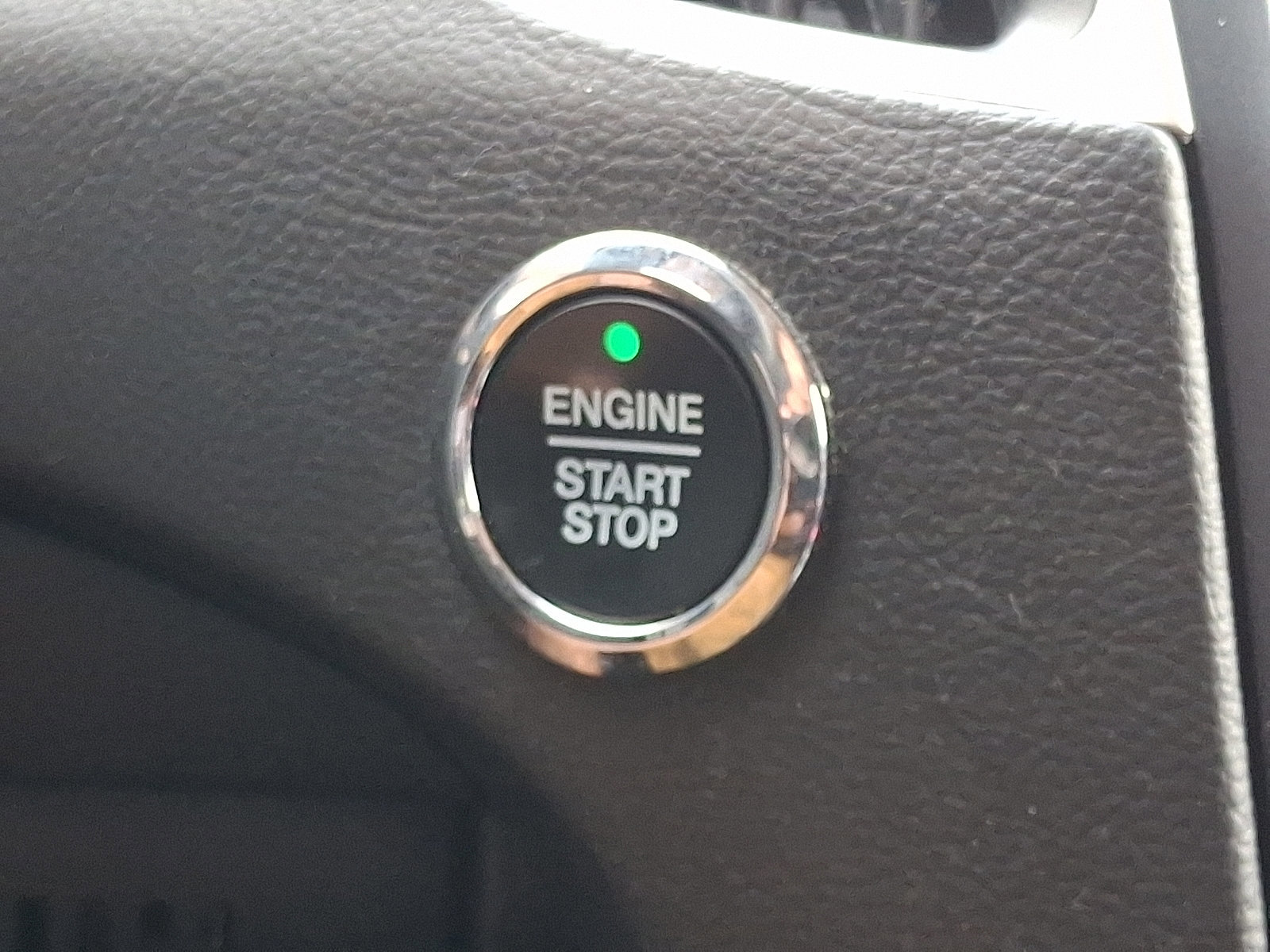 Certified 2023 Ford Edge SEL w/ Sport Appearance Package image 26