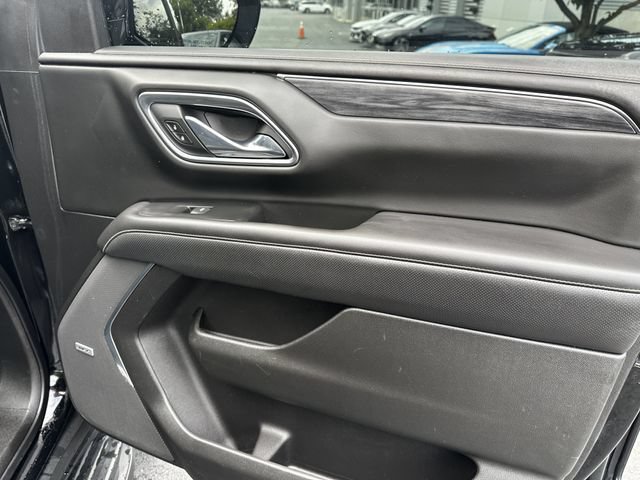 Used 2021 GMC Yukon XL SLT w/ SLT Luxury Plus Package AWD/4WD image 34