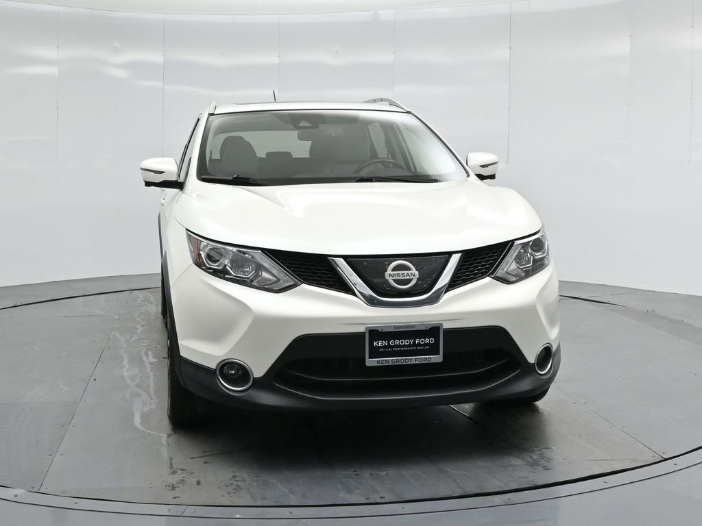 Used 2019 Nissan Rogue Sport SL w/ Premium Package image 6