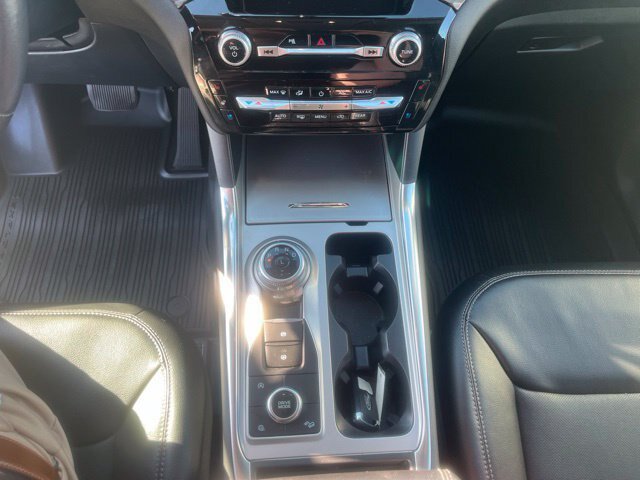 Certified 2023 Ford Explorer Limited w/ Limited Technology Package AWD/4WD image 18