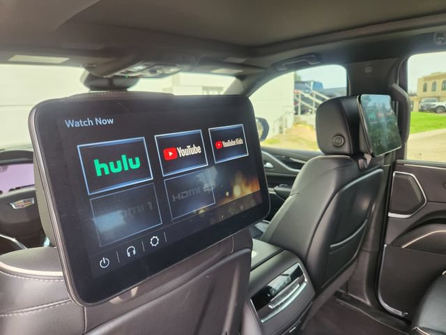 Used 2023 Cadillac Escalade Sport AWD/4WD image 19