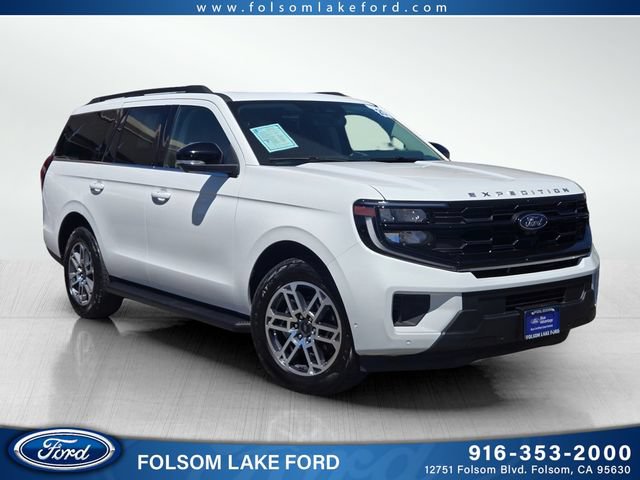 Certified 2025 Ford Expedition Active AWD/4WD image 1