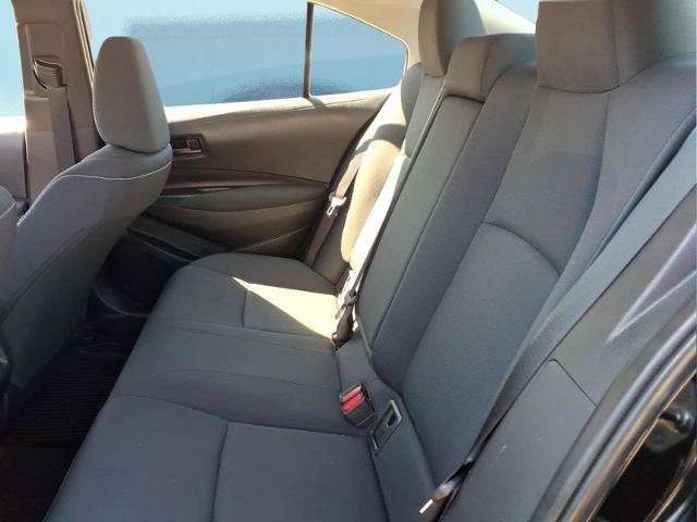 Used 2023 Toyota Corolla LE AWD/4WD image 21