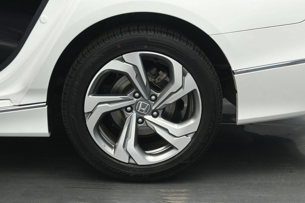 Used 2018 Honda Accord EX-L image 10