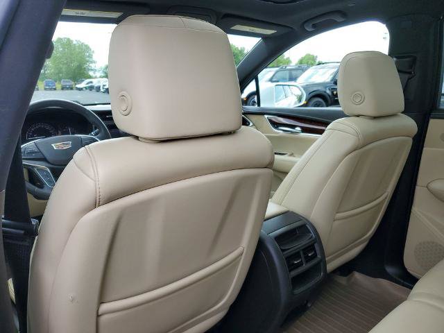 Used 2017 Cadillac XT5 Luxury w/ Driver Awareness Package FWD image 27