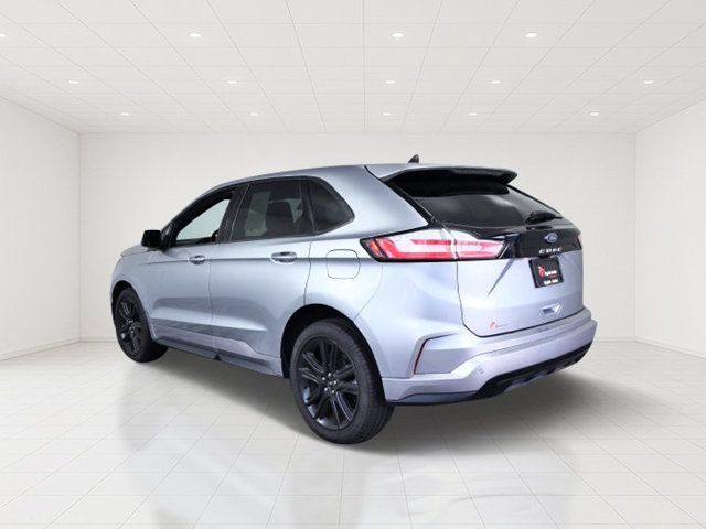 Certified 2024 Ford Edge ST-Line AWD/4WD image 4