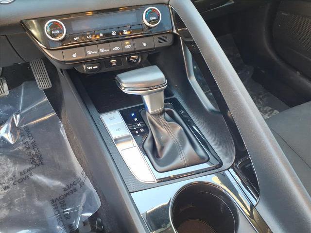 Used 2021 Hyundai Elantra SEL w/ Convenience + Premium Package image 27