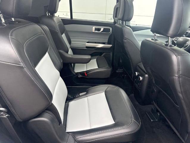 Certified 2023 Ford Explorer XLT w/ Equipment Group 202A RWD image 30