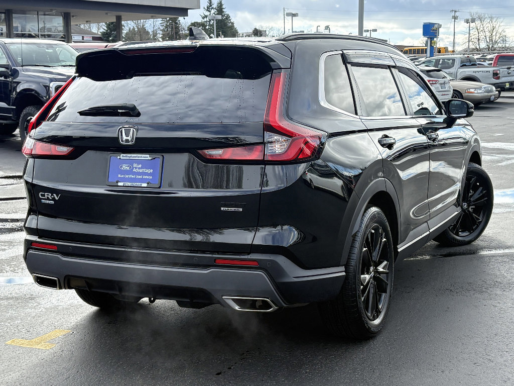 Used 2023 Honda CR-V Sport Touring image 3
