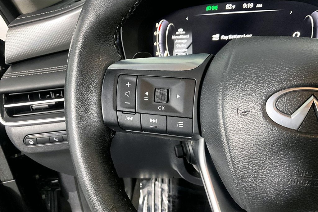 Used 2023 INFINITI QX60 Luxe w/ Vision Package AWD/4WD image 18