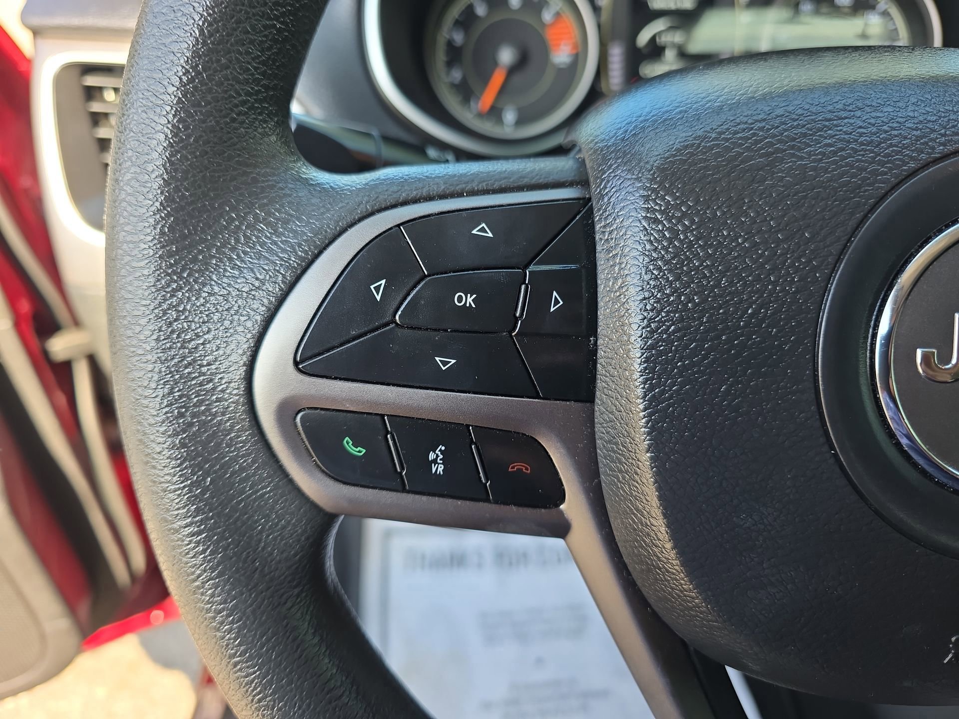 Used 2021 Jeep Cherokee Latitude image 54