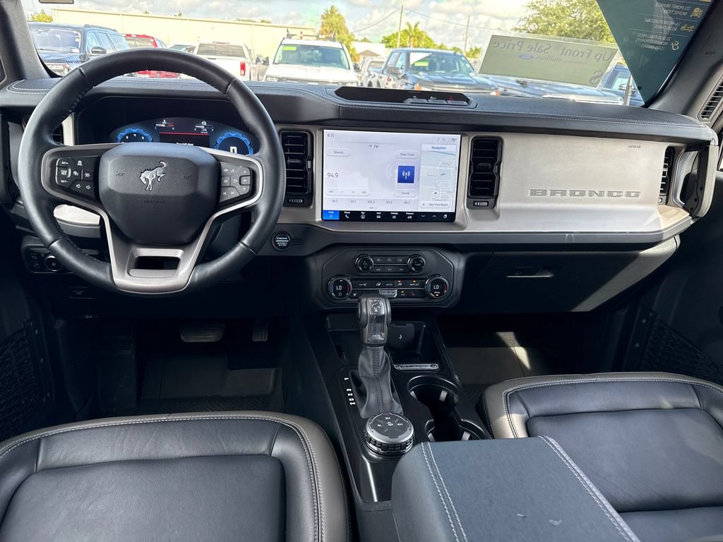 Certified 2025 Ford Bronco Outer Banks AWD/4WD image 6