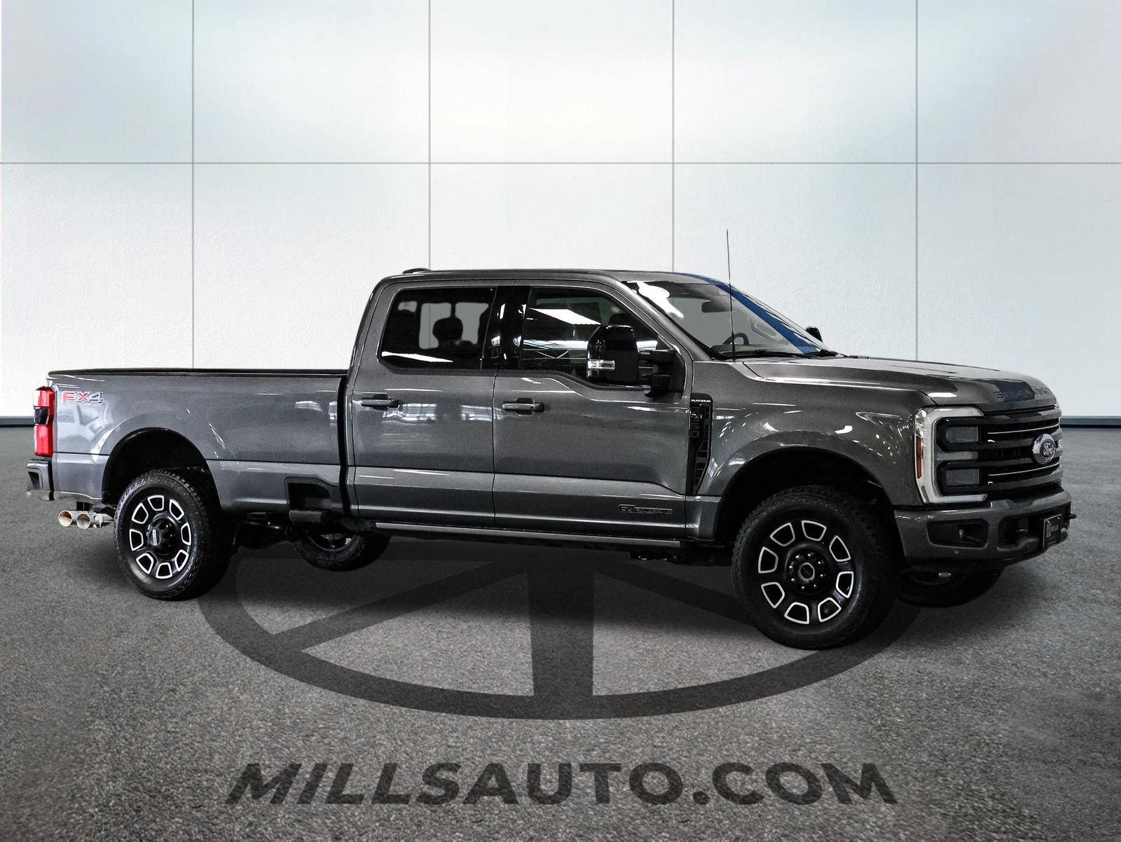 Certified 2025 Ford F350 Platinum AWD/4WD image 10