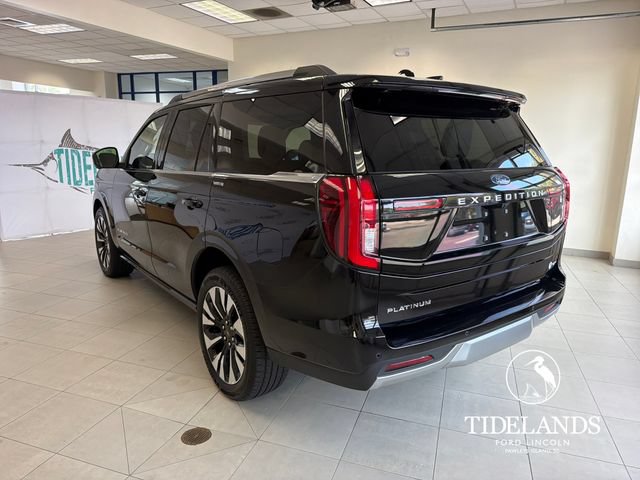 Certified 2025 Ford Expedition Platinum w/ Driver's Package AWD/4WD image 6