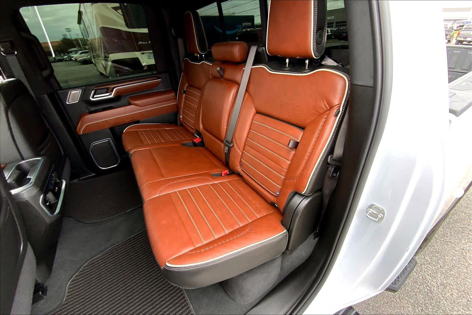 Used 2025 GMC Sierra 2500 Denali Ultimate AWD/4WD image 19