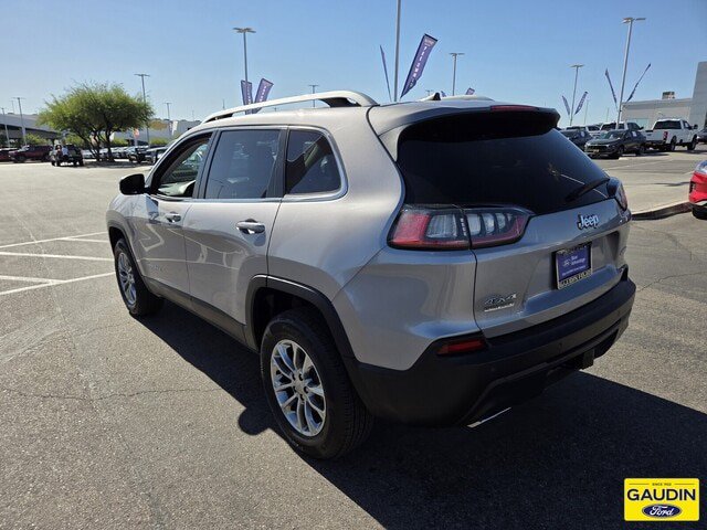 Used 2019 Jeep Cherokee Latitude Plus w/ Comfort/Convenience Group AWD/4WD image 5