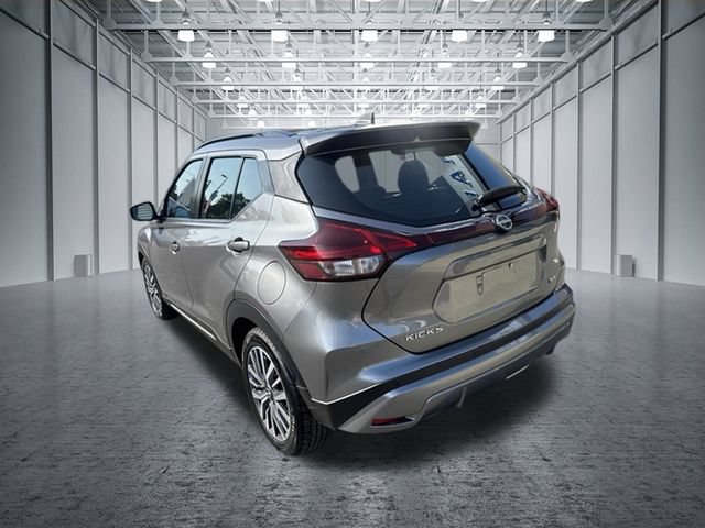 Used 2024 Nissan Kicks SR FWD image 9