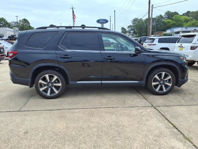 Used 2025 Honda Pilot Touring image 8