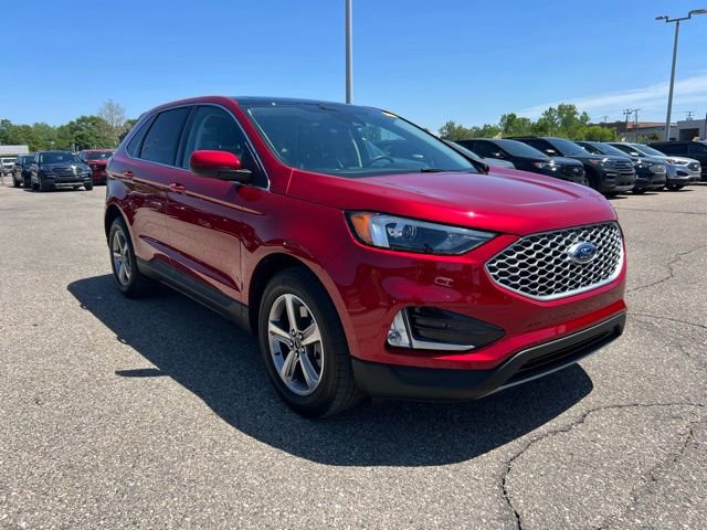 Certified 2024 Ford Edge SEL w/ Convenience Package AWD/4WD image 3