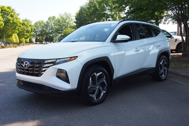 Used 2022 Hyundai Tucson SEL w/ Convenience Package AWD/4WD image 3