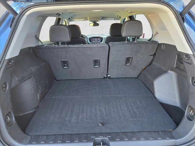 Used 2024 GMC Terrain SLE w/ Driver Convenience Package FWD image 22