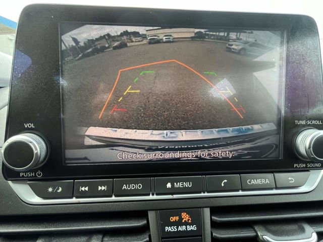 Used 2022 Nissan Altima 2.5 SV w/ SV Premium Package image 12