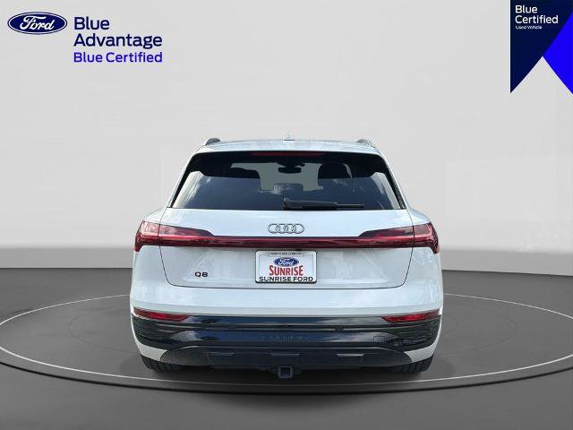 Used 2024 Audi Q8 e-tron Premium AWD/4WD image 6