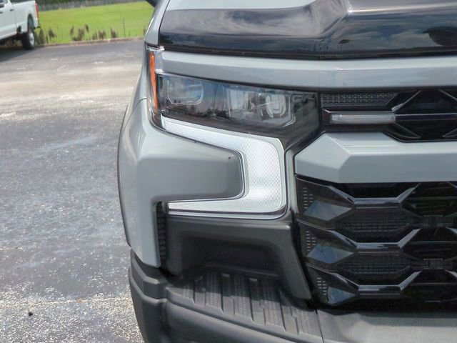Used 2025 Chevrolet Silverado 1500 ZR2 w/ ZR2 Bison Edition AWD/4WD image 10