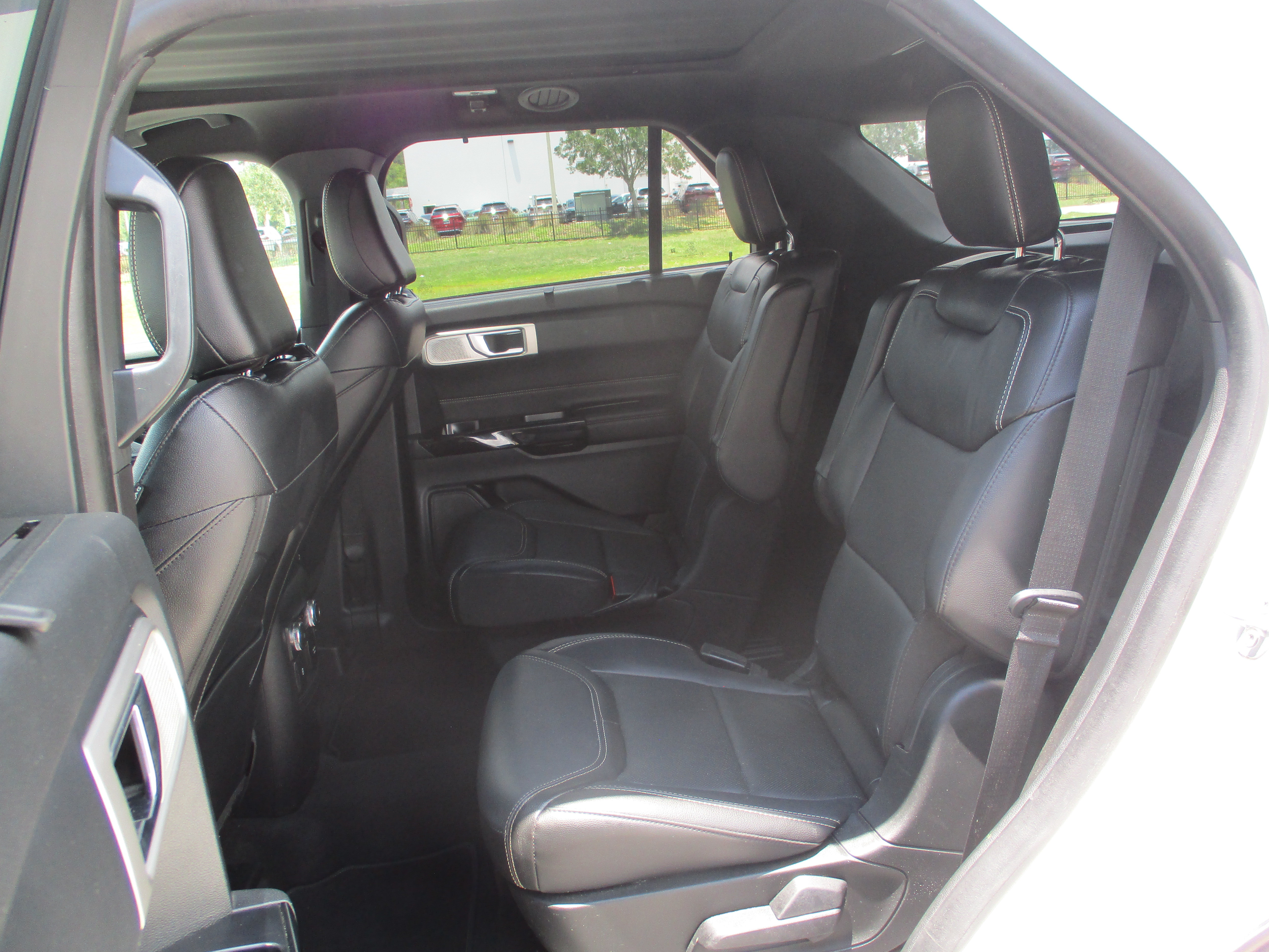 Certified 2022 Ford Explorer ST w/ Equipment Group 401A AWD/4WD image 11