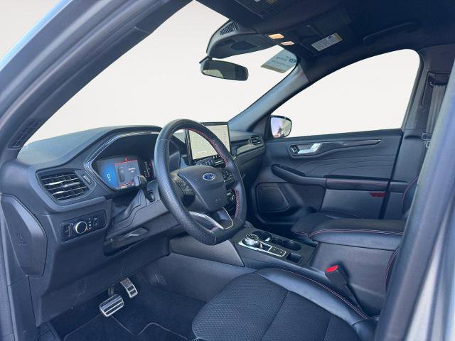 Certified 2023 Ford Escape ST-Line w/ Tech Pack #1 image 9