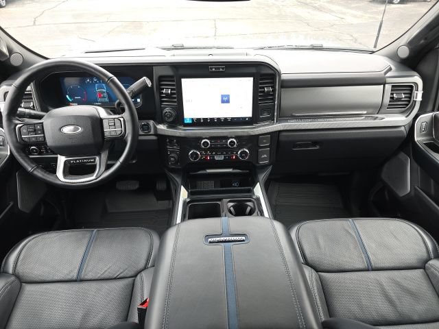 Certified 2025 Ford F250 Platinum AWD/4WD image 10