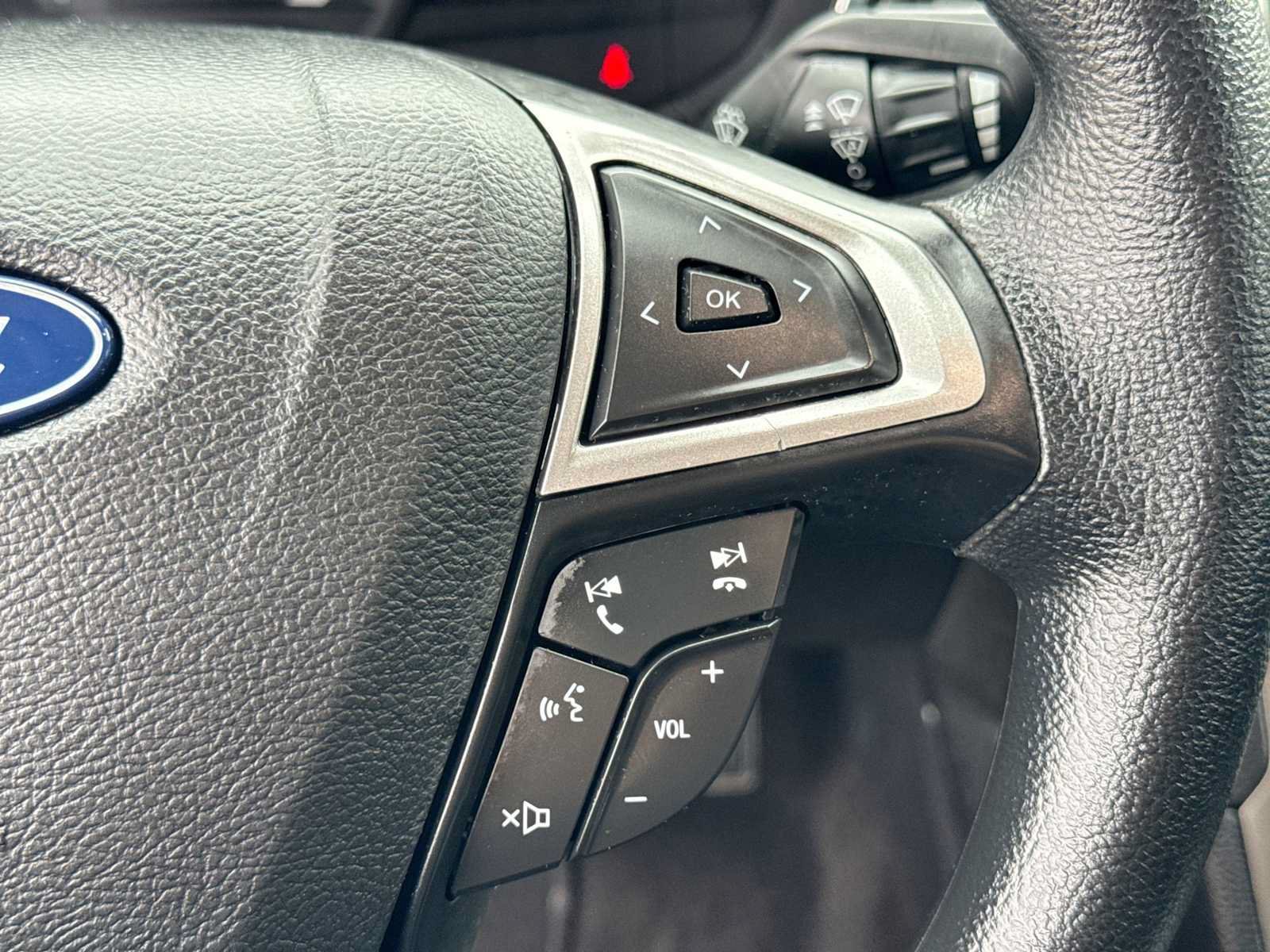 Certified 2020 Ford Fusion SE FWD image 24