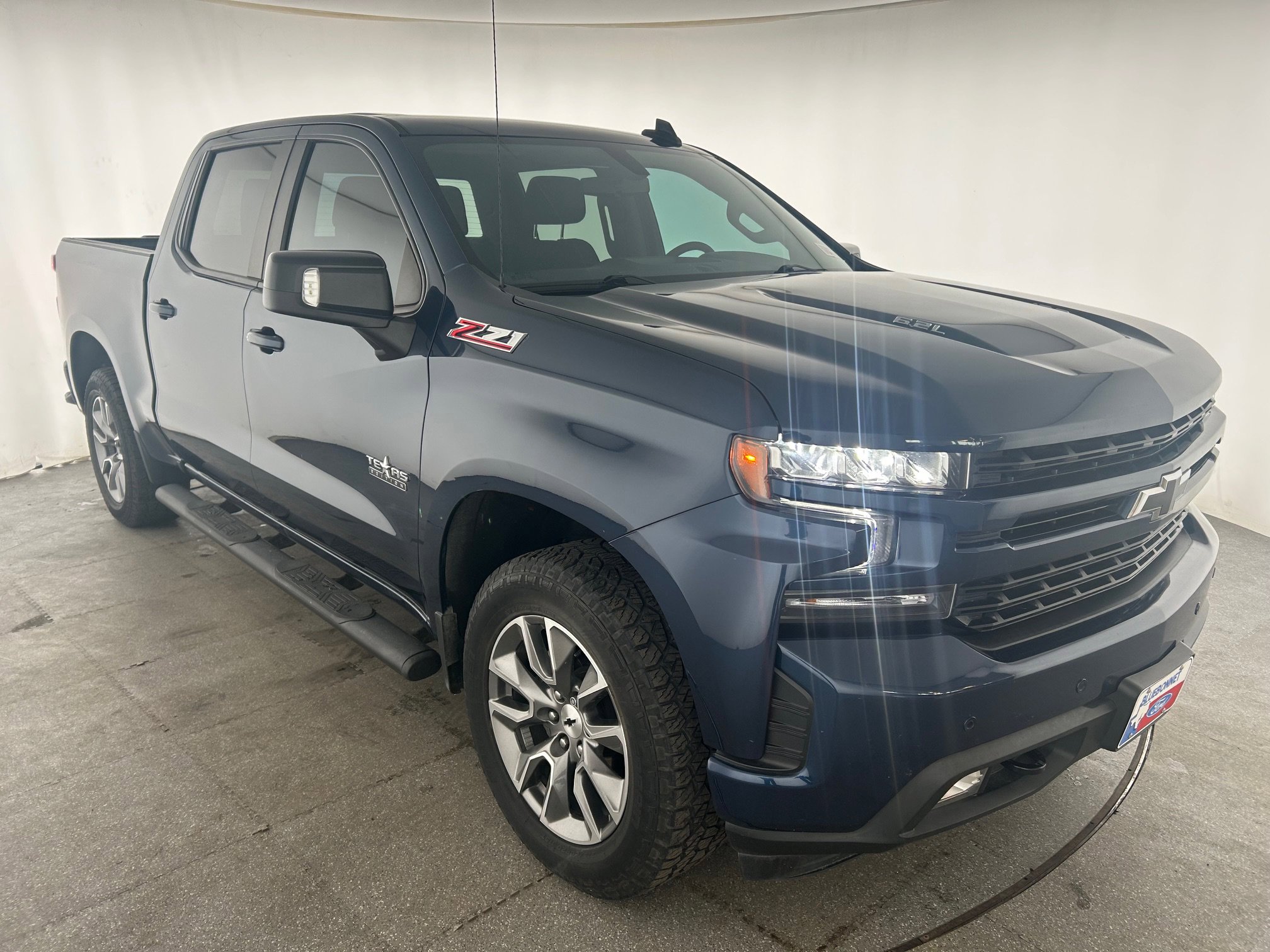 Used 2022 Chevrolet Silverado 1500 RST AWD/4WD image 3