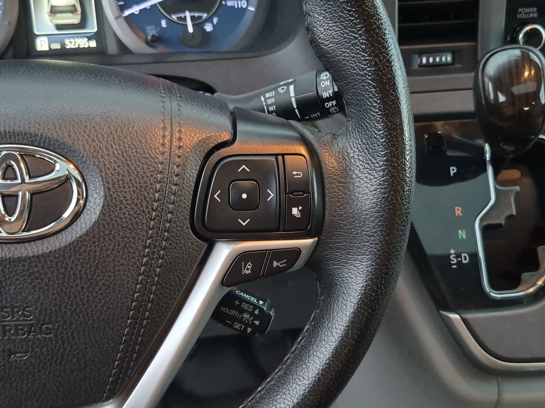 Used 2020 Toyota Sienna XLE FWD image 22