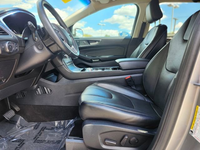 Certified 2020 Ford Edge Titanium w/ Equipment Group 301A AWD/4WD image 18