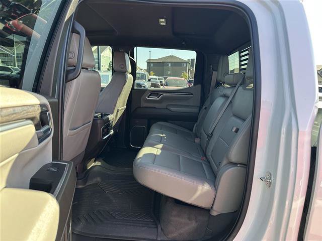 Used 2023 Chevrolet Silverado 1500 LTZ AWD/4WD image 19