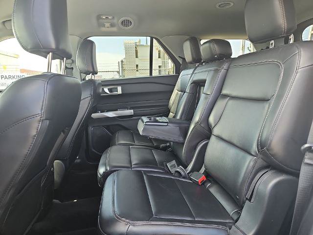 Certified 2023 Ford Explorer XLT w/ Equipment Group 202A AWD/4WD image 14
