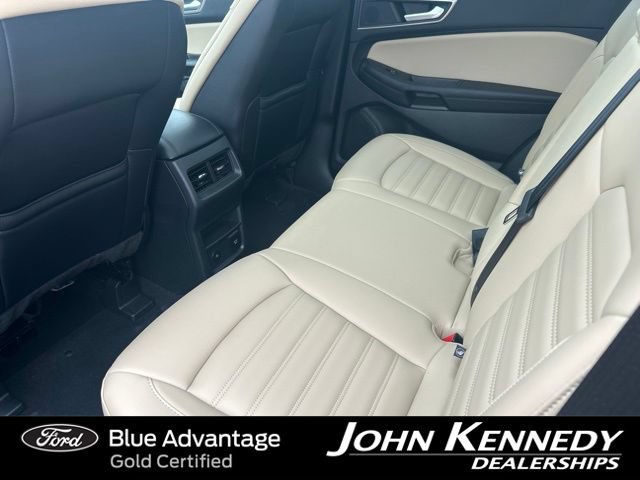 Certified 2022 Ford Edge SEL w/ Convenience Package AWD/4WD image 38