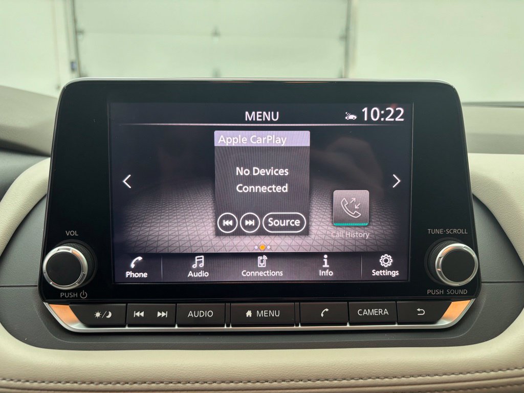 Used 2024 Nissan Rogue SV w/ SV Premium Package FWD image 5