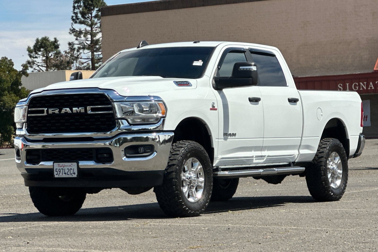 Used 2024 RAM 2500 Big Horn AWD/4WD image 8