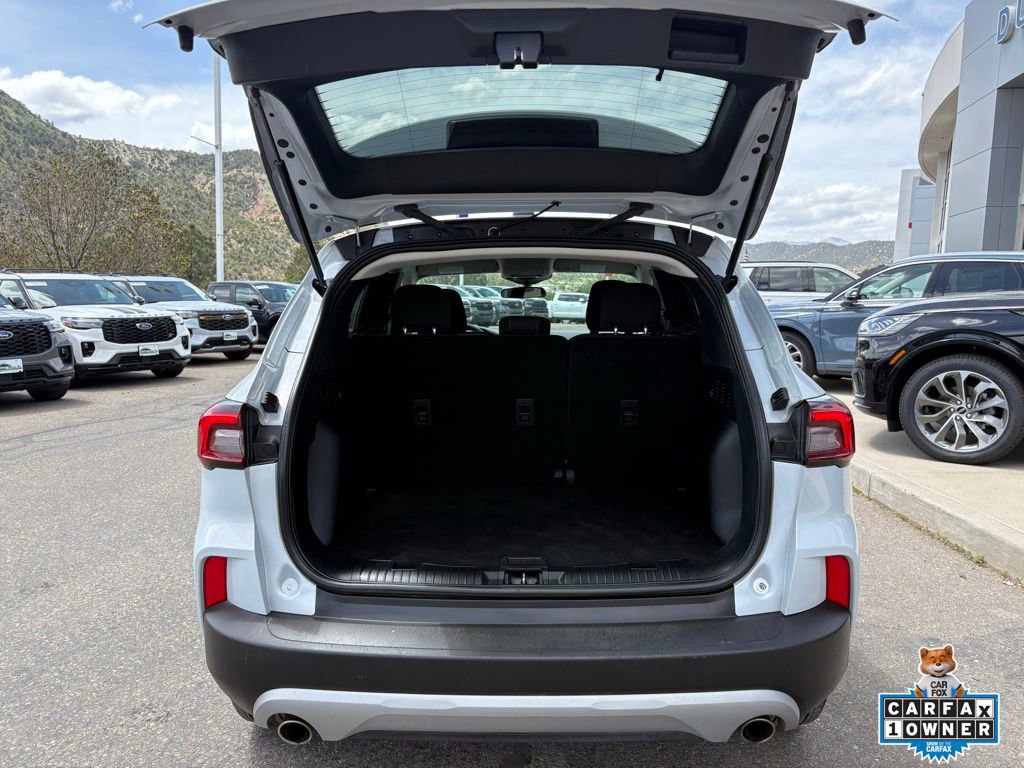 Certified 2025 Ford Escape Active AWD/4WD image 8