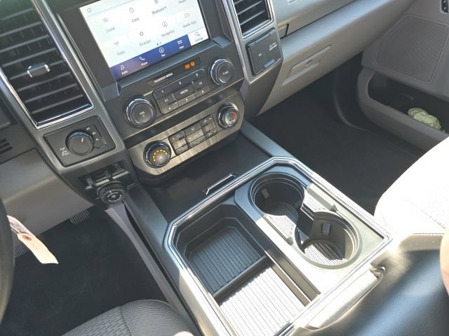 Certified 2021 Ford F250 XLT w/ XLT Premium Package AWD/4WD image 20