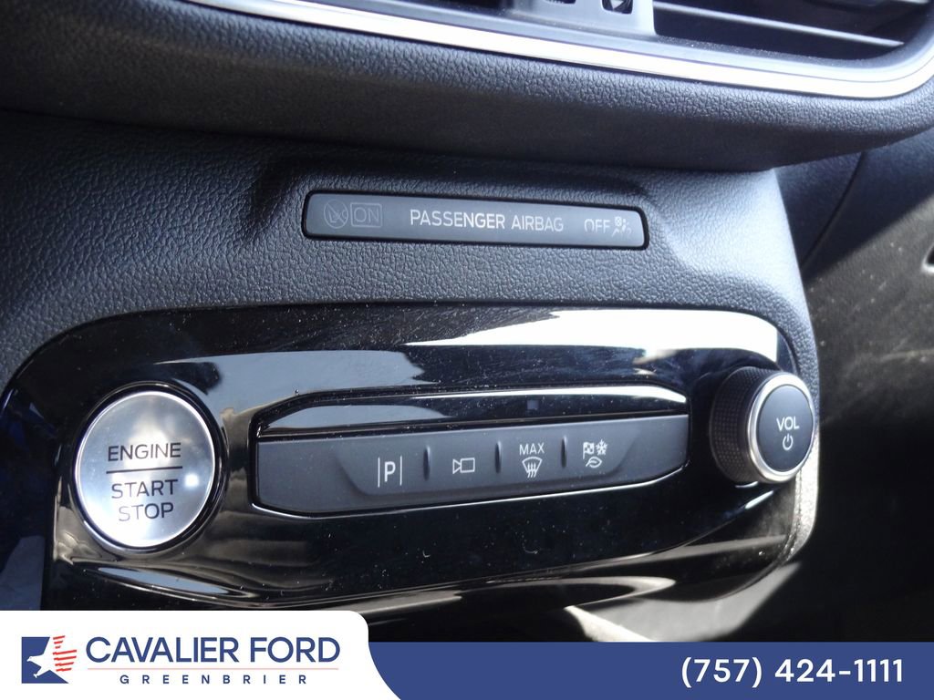 Certified 2023 Ford Escape Platinum w/ Premium Technology Package FWD image 12