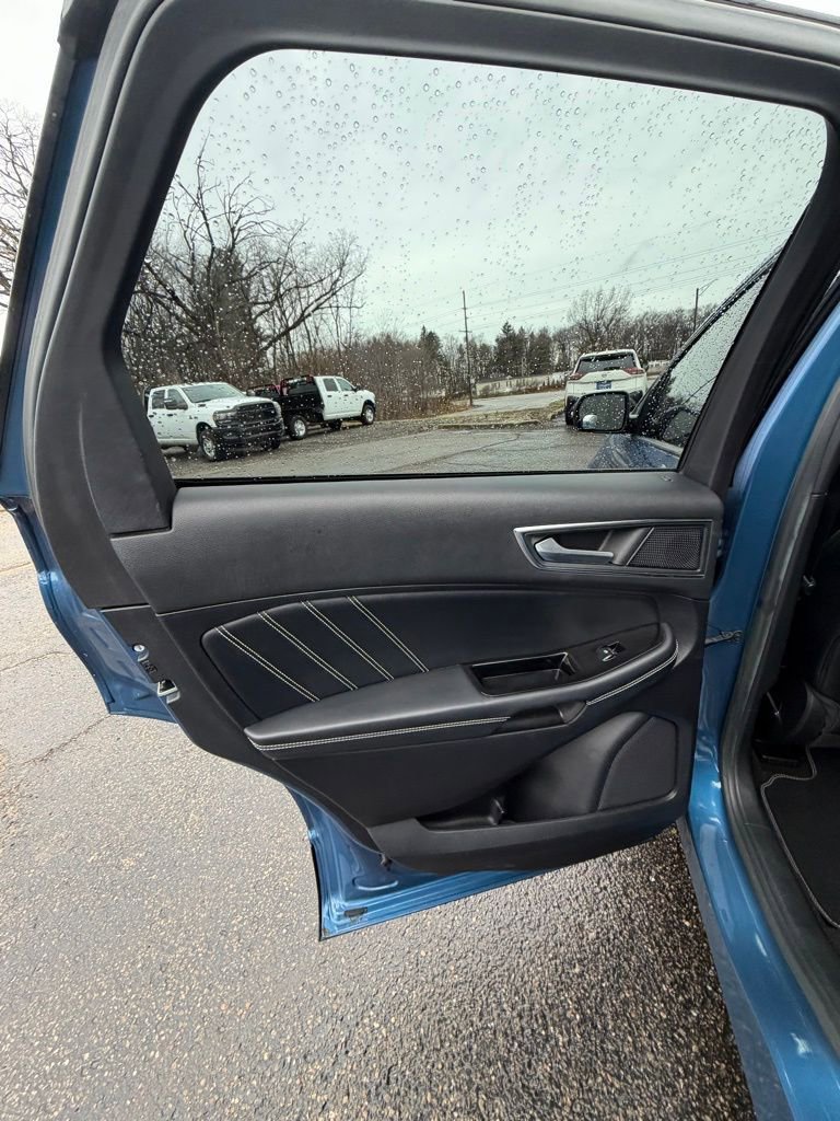 Certified 2019 Ford Edge ST w/ Equipment Group 401A AWD/4WD image 15