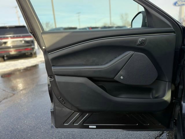 Certified 2022 Ford Mustang Mach-E Premium image 16